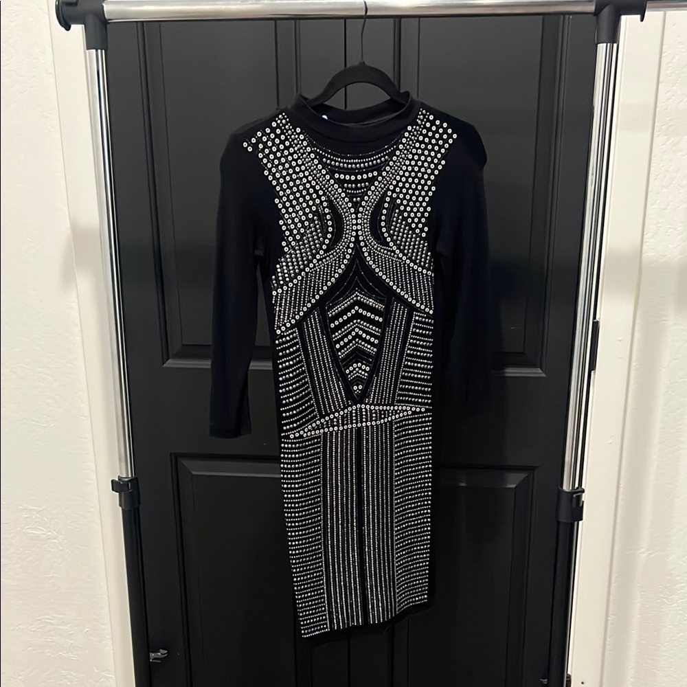 Bebe Black and White Long Sleeve Bodycon Dress